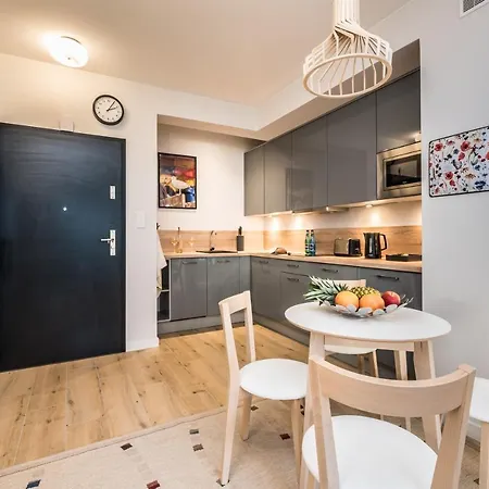 Rent Like - Kolo Brzegu Ii & Mini * קולובז'ג